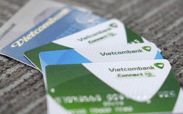 Vay tiền qua thẻ Vietcombank